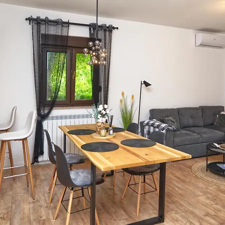 Sara Appartement *